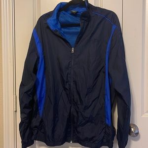 Men’s Starter windbreaker jacket. Size L (42-44)
